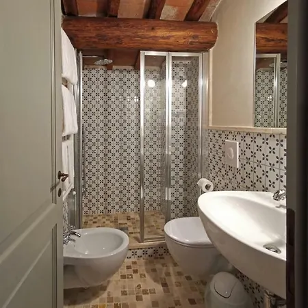 Agriturismo La Terrazza Πράτο